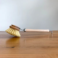 WOODEN DISH BRUSH