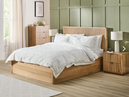 Queen Kallista Bed Frame with Gas Lift Base
