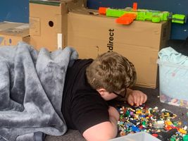 Stuff to keep Lachie busy whilst he can’t move well